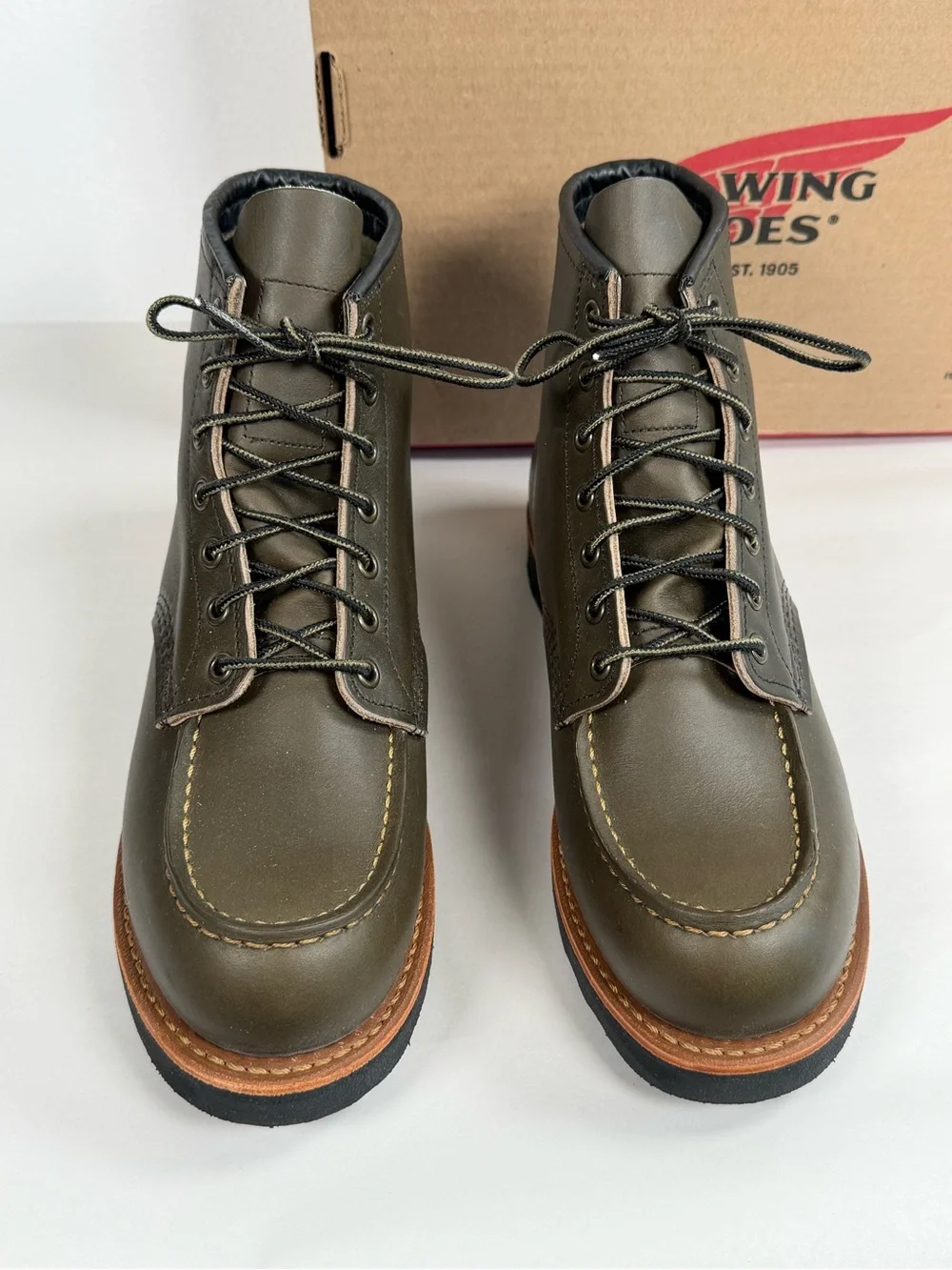 Red Wing Shoes Men’s Heritage Boots Size 8.5 D 8828 Alpine Portage Moc Toe USA